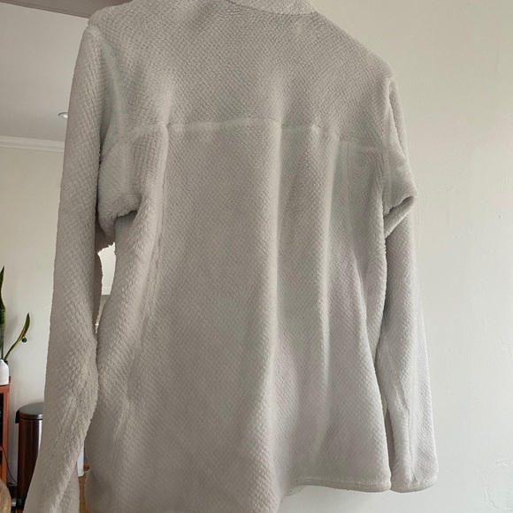 Patagonia re-tool snap fleece - Picture 2 of 3